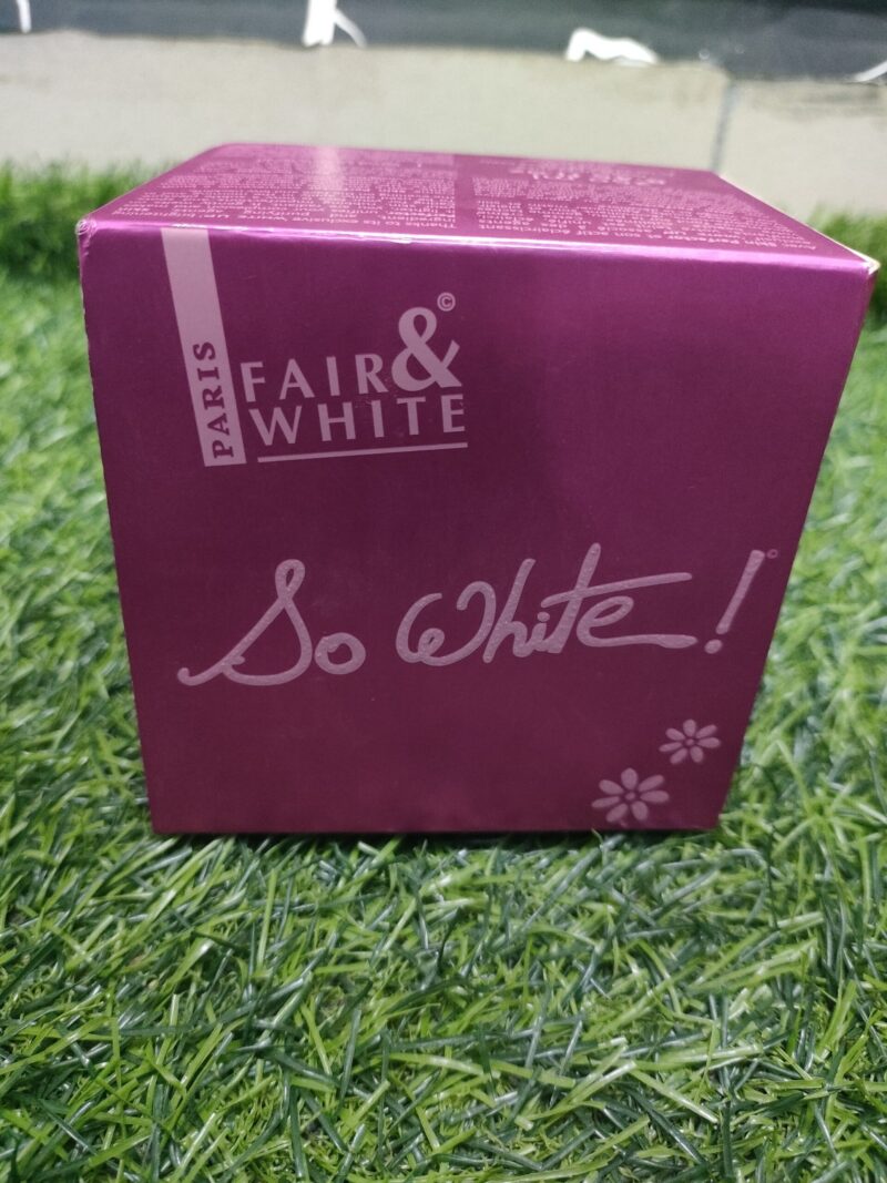 Fair & White So White Skin Perfector Purifying cream (250ml).