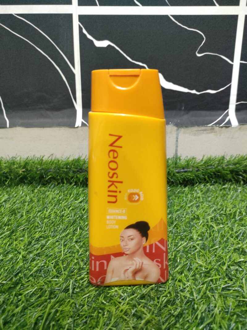 Neoskin Whitening Body Lotion (250ml).