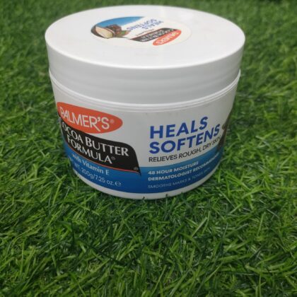 Palmer's Cocoa Butter Formula with Vitamin E (200g).