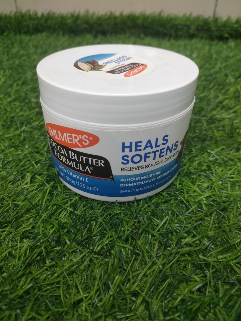 Palmer's Cocoa Butter Formula with Vitamin E (200g).